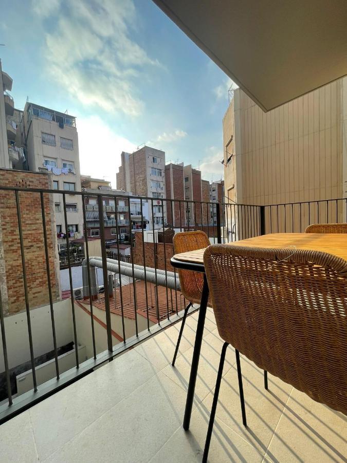 Bonito Piso Cerca Del Campo De Futbol De Barcelona Apartment L'Hospitalet de Llobregat Exterior foto