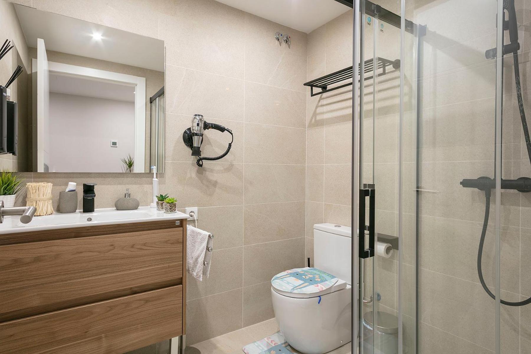 Bonito Piso Cerca Del Campo De Futbol De Barcelona Apartment L'Hospitalet de Llobregat Exterior foto