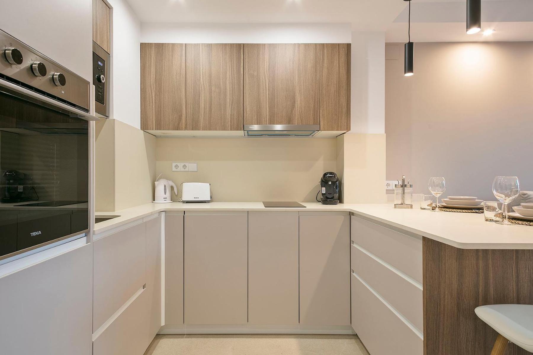 Bonito Piso Cerca Del Campo De Futbol De Barcelona Apartment L'Hospitalet de Llobregat Exterior foto